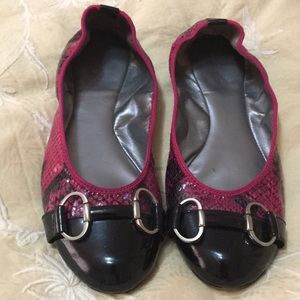 Tahari leather flats